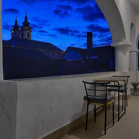 Demetrovics Udvarház Eger Exterior foto