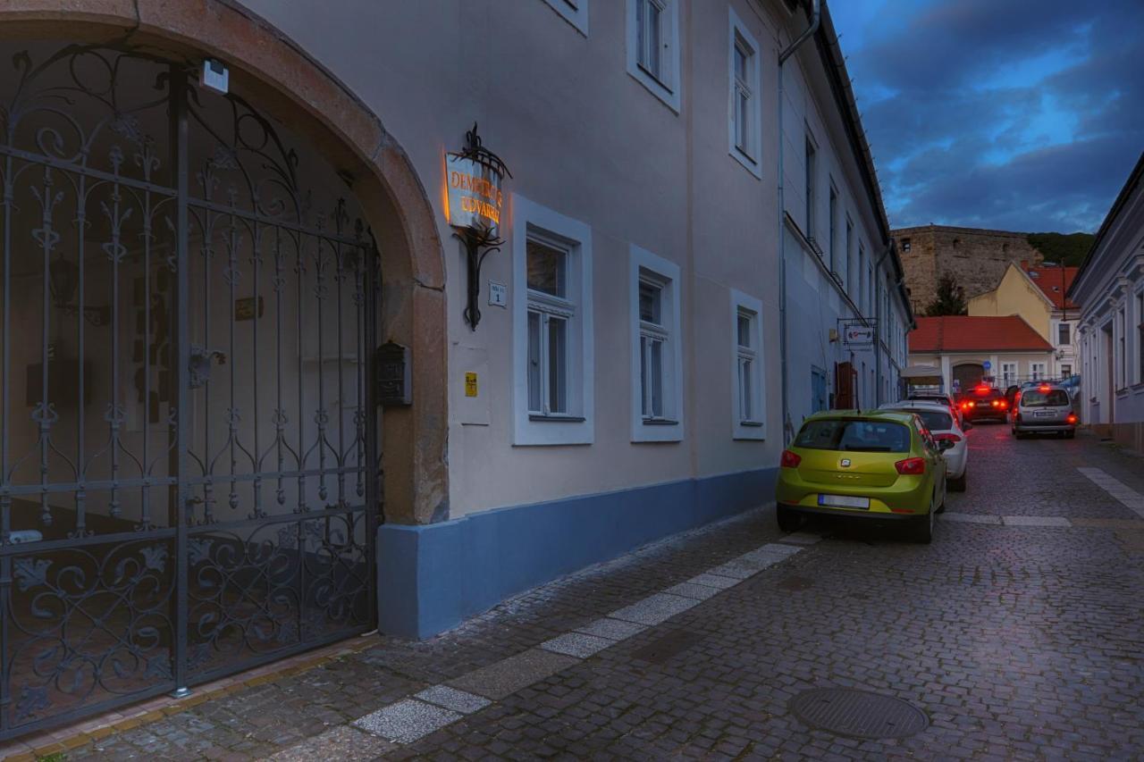 Demetrovics Udvarház Eger Exterior foto