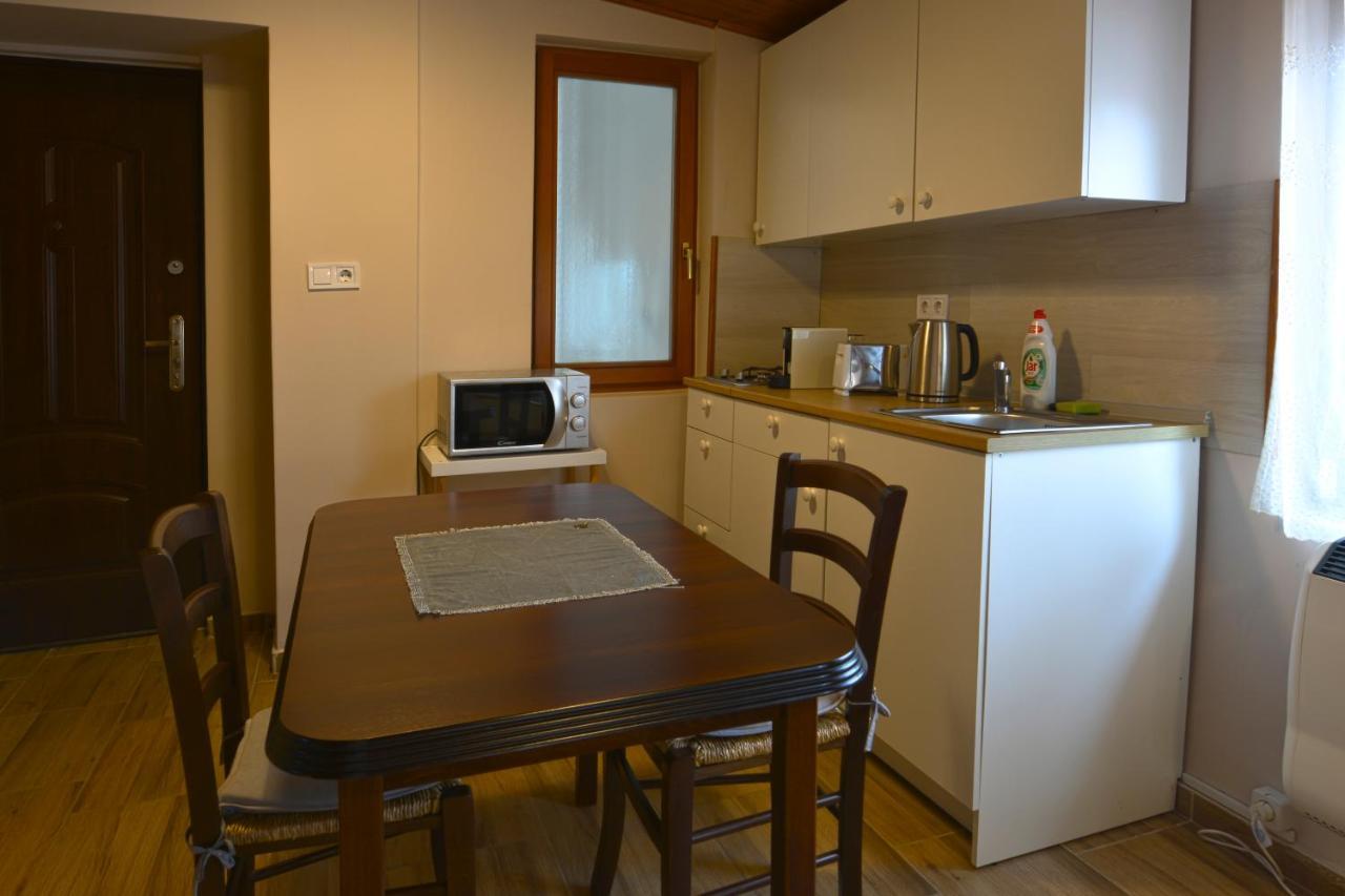 Demetrovics Udvarház Eger Exterior foto